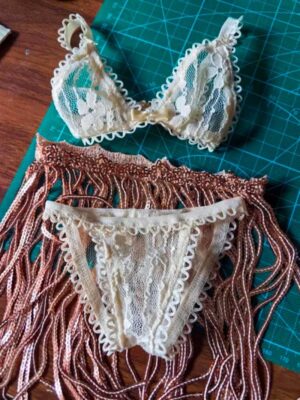 vêtements pour poupée BJD